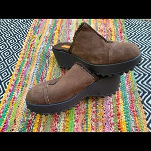 Warm and Fun Rocket Dog Slip-on/Clogs